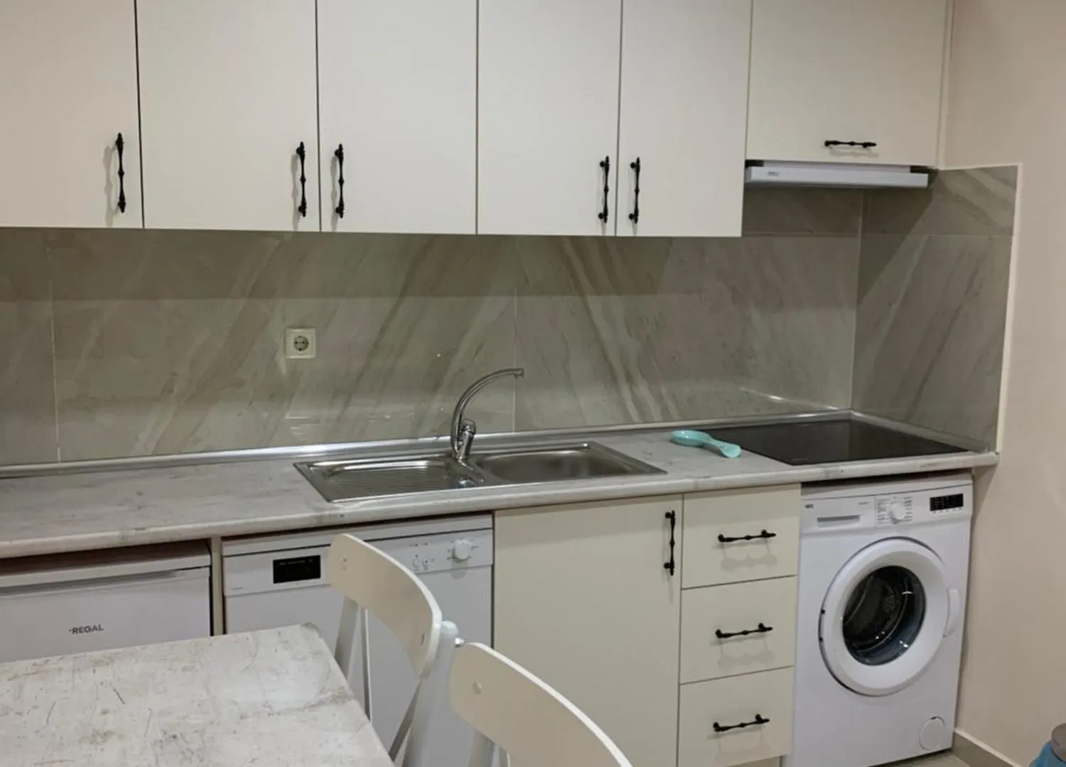 טראבזון Esa Apart Hotel מלון דירות